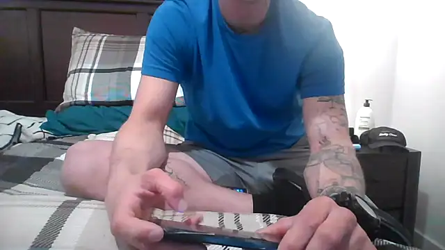 Pokazy przed kamerką – Yourgeminisecret