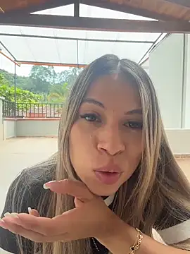 Mia_Rosee1 – Live XXX-chat