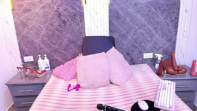 AndreaFletcher: απευθείας συνομιλία ΧΧΧ