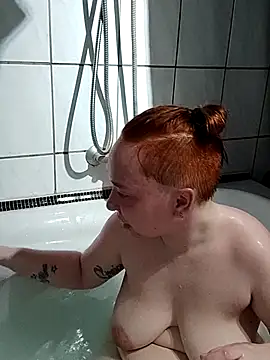 Isabella_Geney: απευθείας συνομιλία ΧΧΧ