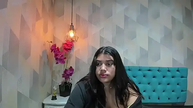 LindaBreeS: απευθείας συνομιλία ΧΧΧ