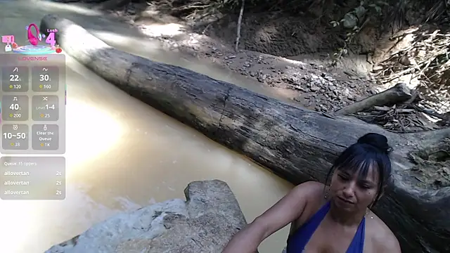 esmeralda_lin Live XXX chat