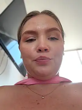 GaiaBaker: απευθείας συνομιλία ΧΧΧ