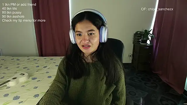 ChloeSanchezx: διαδικτυακό σόου στην κάμερα
