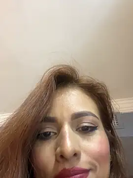 VictoriaFerro: απευθείας συνομιλία ΧΧΧ