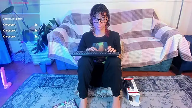 AliceMadnes: απευθείας συνομιλία ΧΧΧ