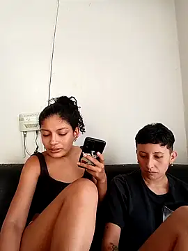 แชท XXX สดของ Mei_and_Gaby