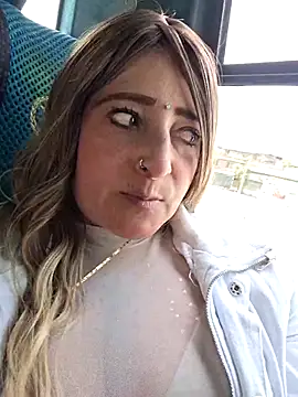 AlexadraJones3453: απευθείας συνομιλία ΧΧΧ