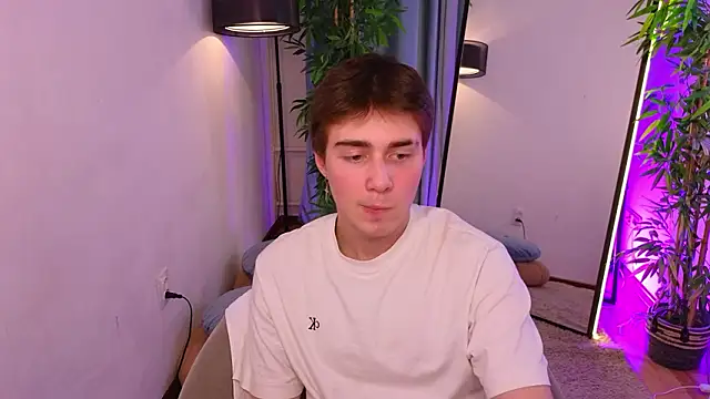 d3s_dn: онлайн-секс-чат