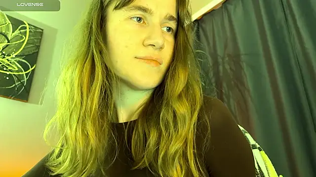 Kleya257 Adlı Modelin Canlı XXX Sohbeti