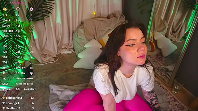 SinfulMoves Adlı Modelin Canlı XXX Sohbeti