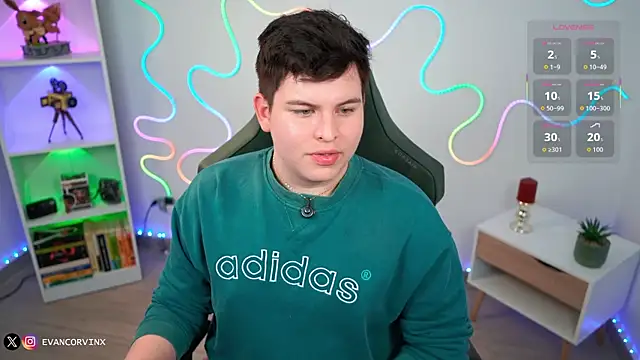 EvanCorvinx – Naživo XXX chat