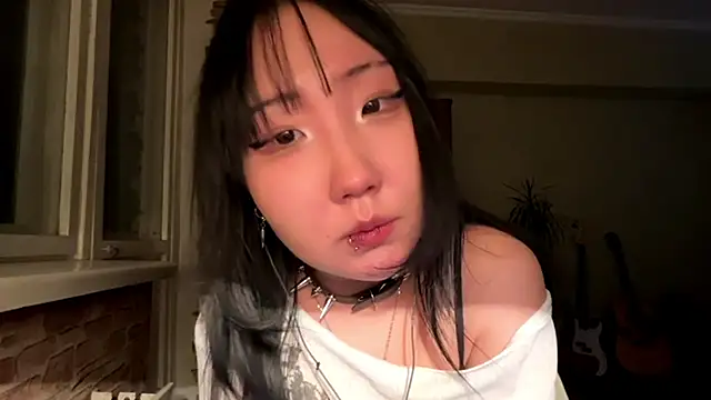 Yunananaa: απευθείας συνομιλία ΧΧΧ