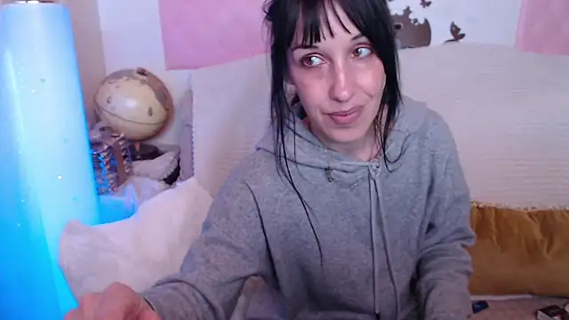 -Lou_ Adlı Modelin Canlı XXX Sohbeti