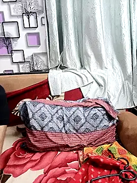 GangbangCouple 网络视讯表演