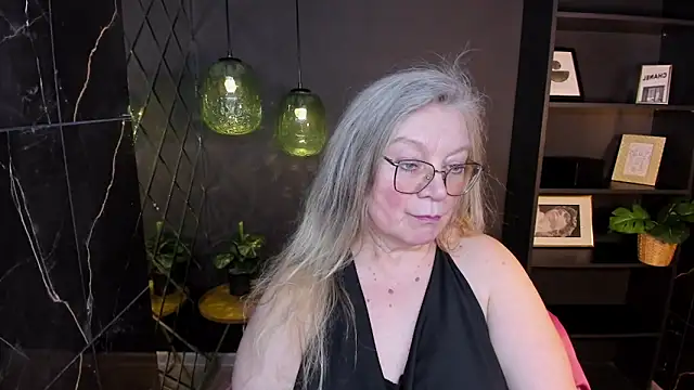 Chatroom XXX en direct de NataliMellow