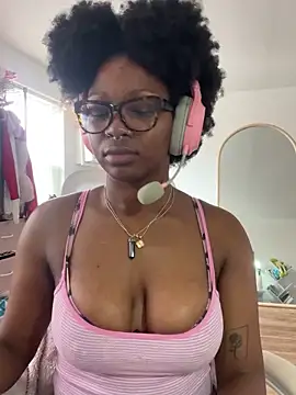 Chat XXX en directo de mochamimi