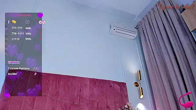 Mayzzie's Live XXX Chat