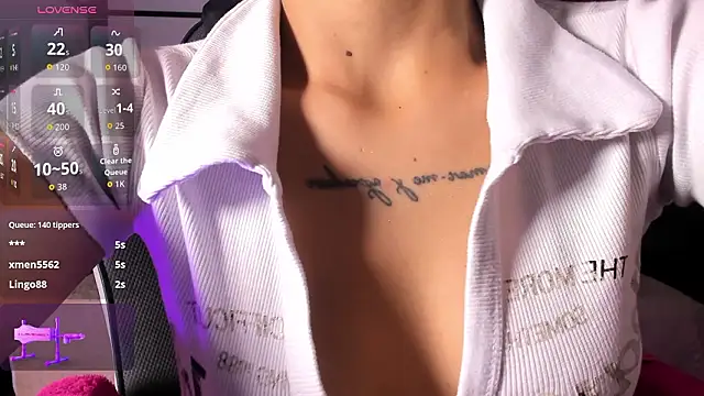 CarolineFyre – Live XXX-chat