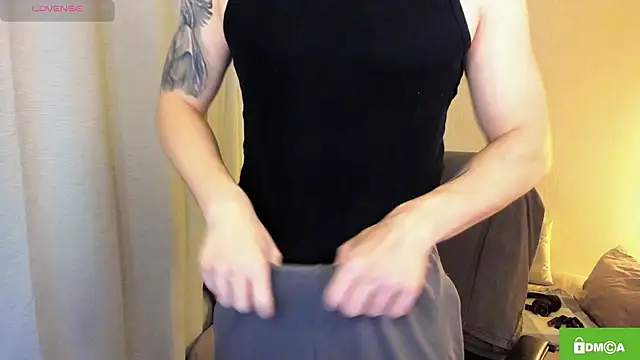 handsome_guy01 Adlı Modelin Canlı XXX Sohbeti