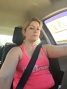 NikkiBlisss: онлайн-секс-чат