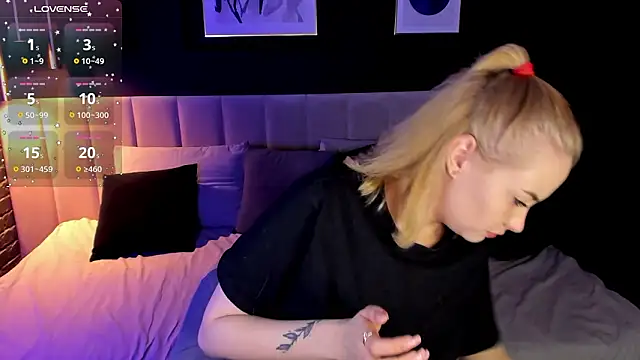 StephanieSweety élő XXX-chatje