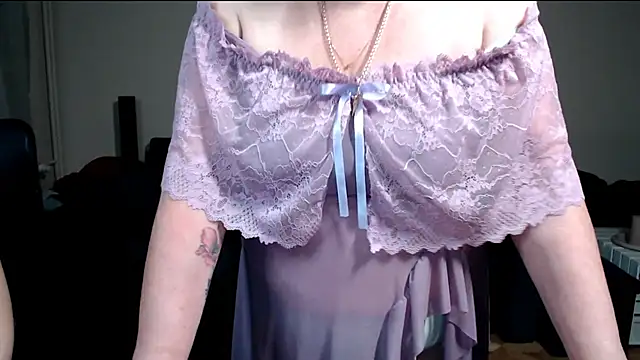 JoannaAndNeighbourのライブXXXチャット