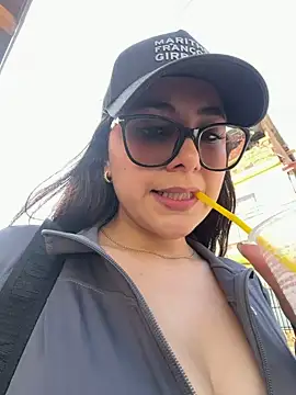 Chat +18 de Natha_Fantasy ao vivo