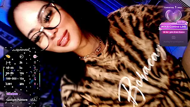 KYLIE_SHEMALE Pertunjukan Webcam