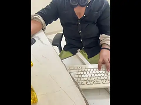 FlirtyxBoy Pertunjukan Webcam