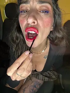 Chat +18 de Amani_thewolf ao vivo