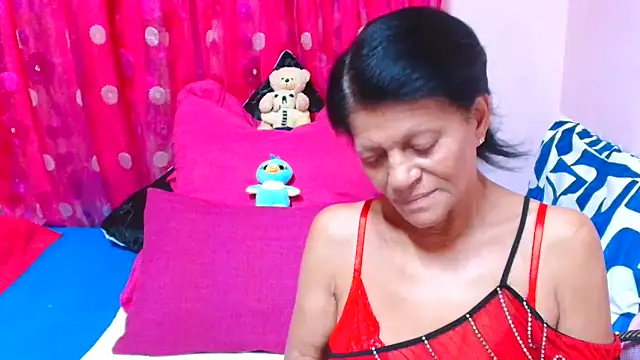 SLUTTYROXY Chat XXX live