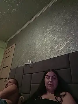 Chat +18 de Greta_Tamar ao vivo