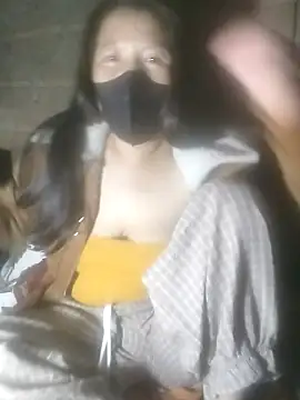 Yang-my- 即時 XXX 聊天