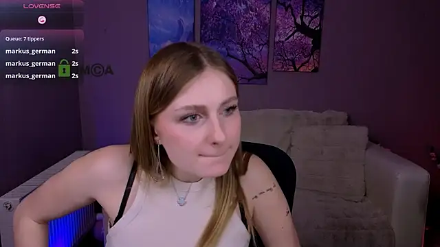 XXX chat uživo modela kaisy_star