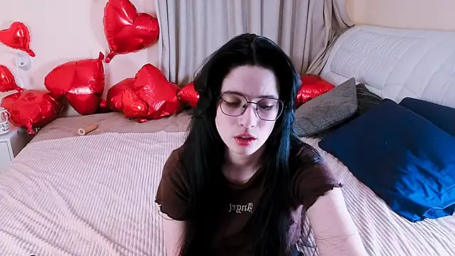 Charming_MysteriousssのライブXXXチャット