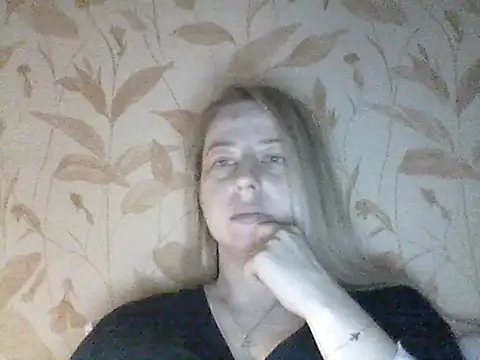 XXX chat uživo modela Miralisse