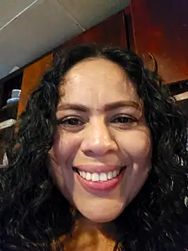 دردشة _Zhamira الجنسية المباشرة