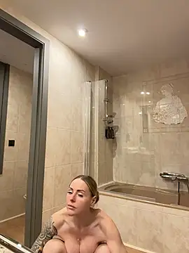 Živý XXX chat EmaSalis