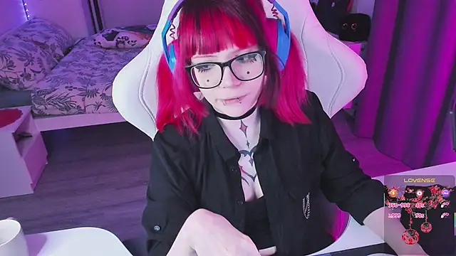 XXX chat uživo modela Yumi_Youkai