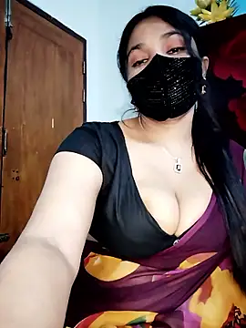 Tina-Senn Webbikameraesitys