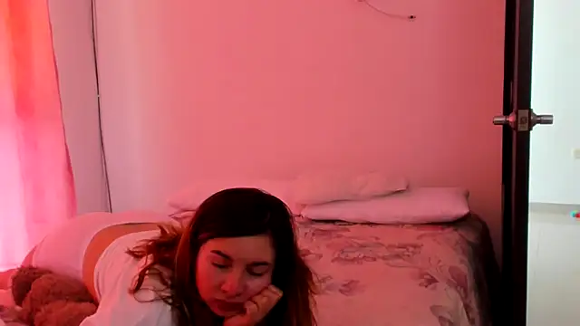 __Emma__11__Lecat_ Chat XXX live