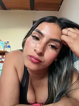 عرض كام Cami_Leon2