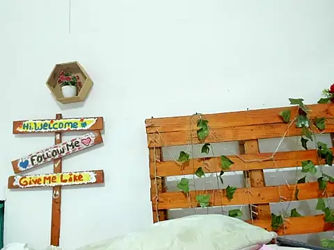 cris_dulce Adlı Modelin Canlı XXX Sohbeti