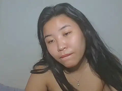 Chat +18 de Zyeiii ao vivo