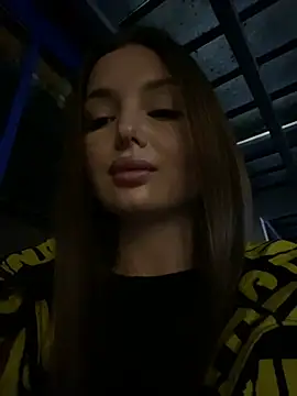 Chat +18 de KrisMagnoly ao vivo