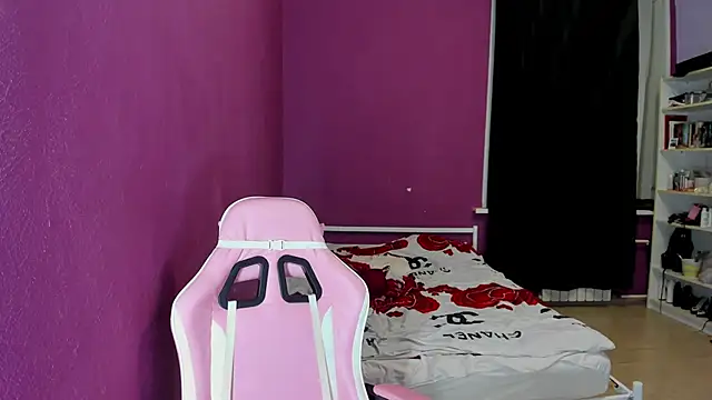 Lika8234 Chat XXX in diretta