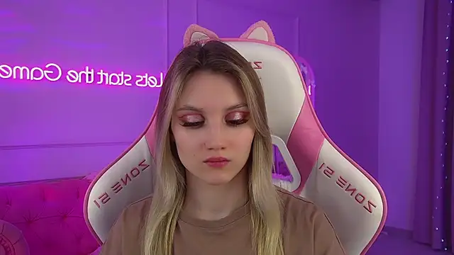 StacyEvances – Naživo XXX chat