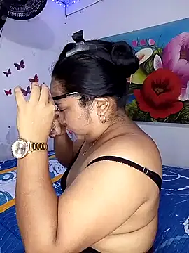 Angelly_ricura: απευθείας συνομιλία ΧΧΧ