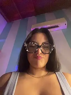 alilith 网络视讯表演